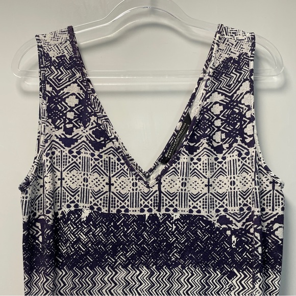 Peruvian Connection Tribal Print V-neck Sleeveless Stretch - Picture 2 of 10